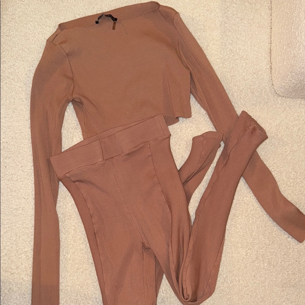 Naked wardrobe snatched set